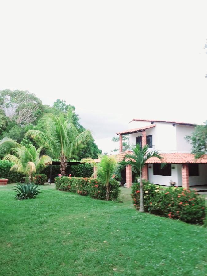 Casa Campo Emaus Caucasia ภายนอก รูปภาพ
