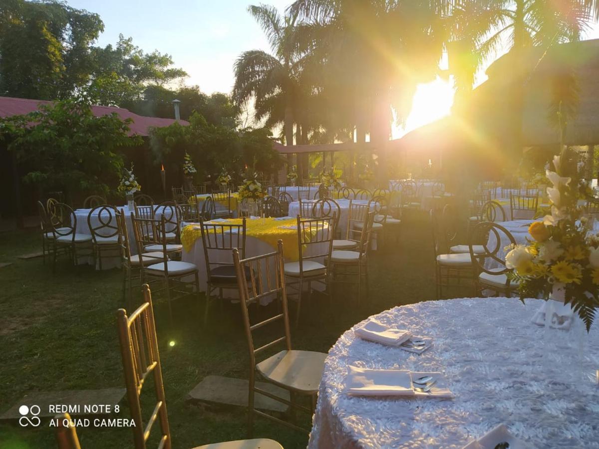 Casa Campo Emaus Caucasia ภายนอก รูปภาพ