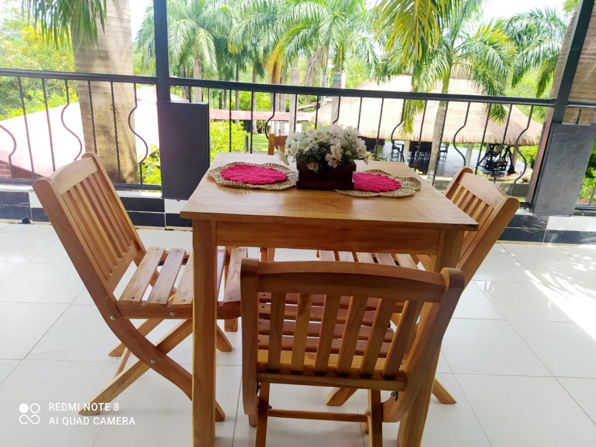 Casa Campo Emaus Caucasia ภายนอก รูปภาพ